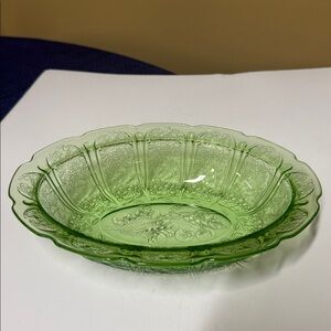 Jeannette Vegetable Bowl, Cherry Blossom GREEN Uranium/Vaseline Glass